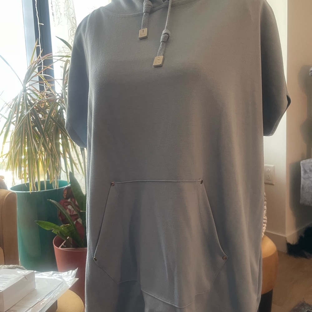 Tahari Light Blue Hoodie Jog/Leisure Suit